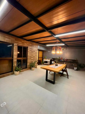 Lindo terraço perto do mar